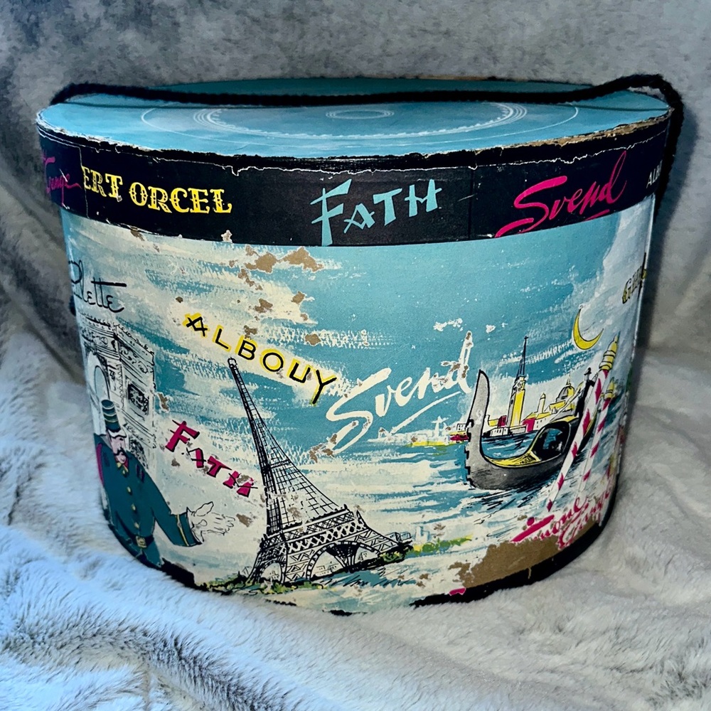 Vintage Hat Box - Picture 3 of 14